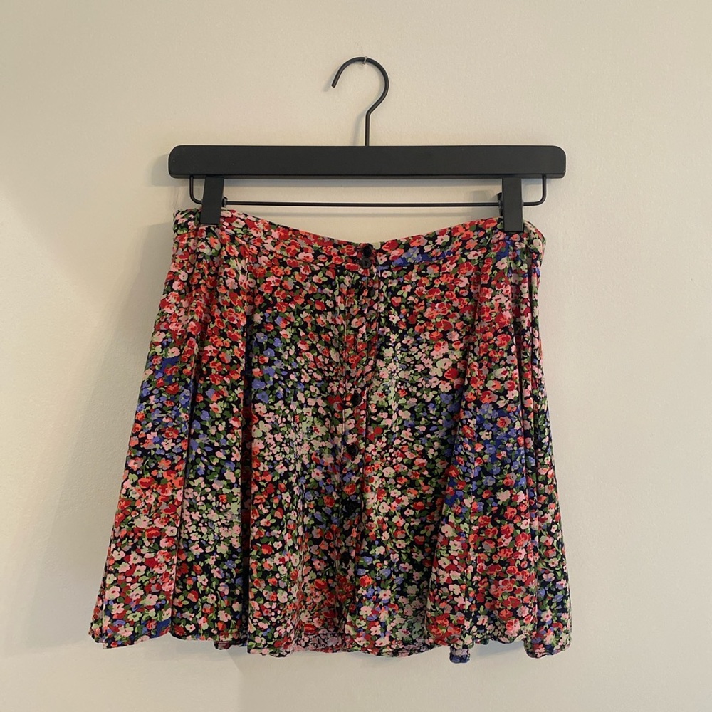 Urban Outfitters Floral Buttoned Skirt